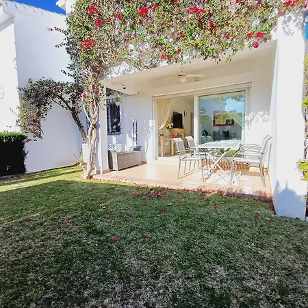 Le Joyau Andalou Apartment Estepona Exterior photo